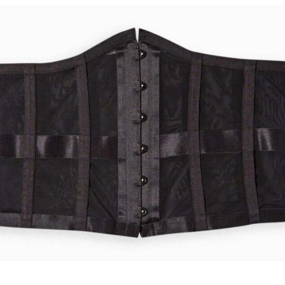 NEW!!!!- Torrid Black Strappy Corset  Waist Cincher Size 1